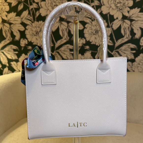 LA | TC White Fluent Designer Tote Bag with Colorful Scarf Accent - Picture 5 of 7